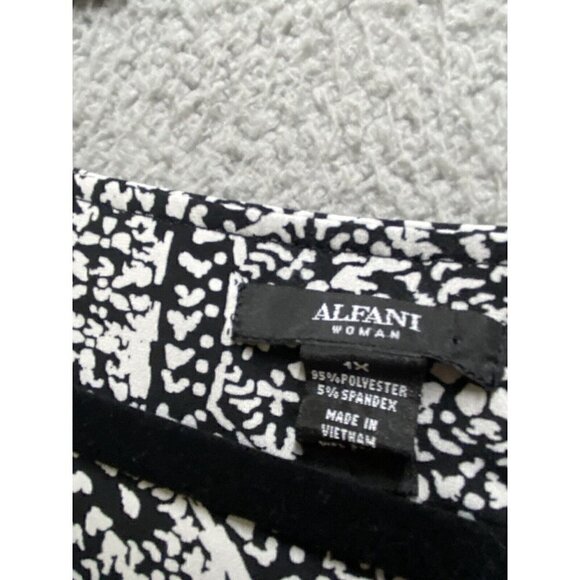 Alfani Women’s  Plus Size Printed Short Sleeve Top Size M black White - Picture 4 of 7